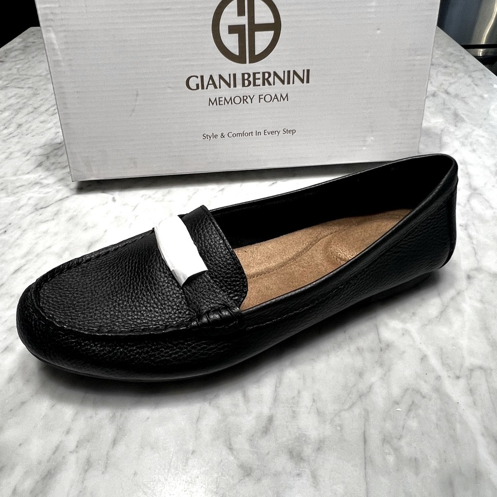 Giani Bernini Memory Foam Loafers - Size 9.5 - Black - NWT